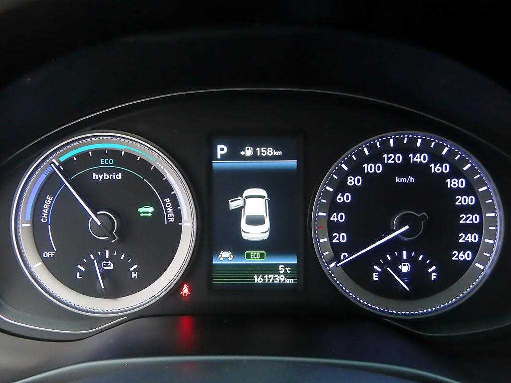 HYUNDAI Grandeur - Vista 9