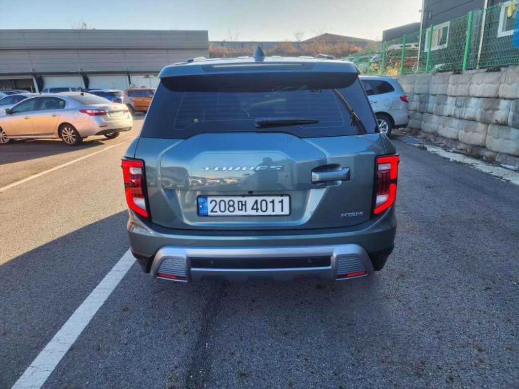 Ssangyong Torres - Vista 5
