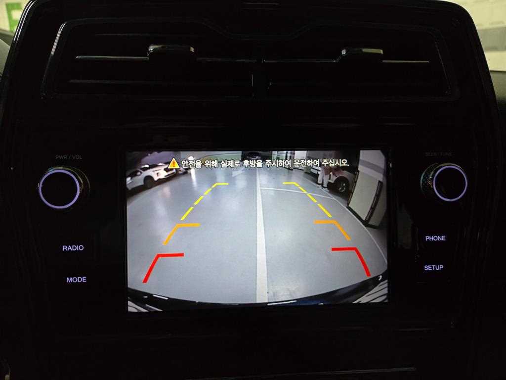 Ssangyong Tivoli - Vista 12