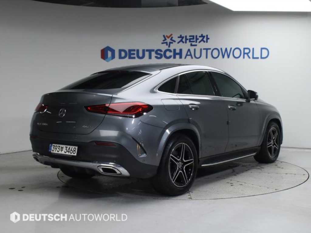 Mercedes Benz GLE Class - Vista 2