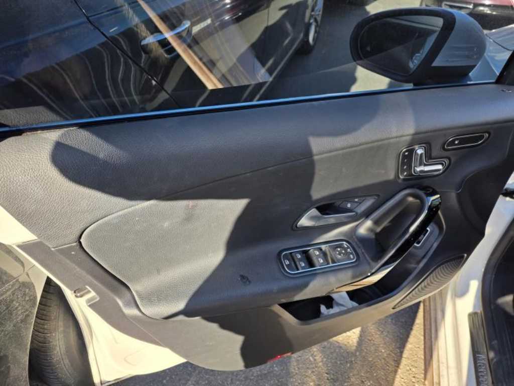 Mercedes Benz A Class - Vista 4