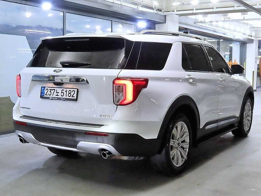 Ford Explorer - Vista 5