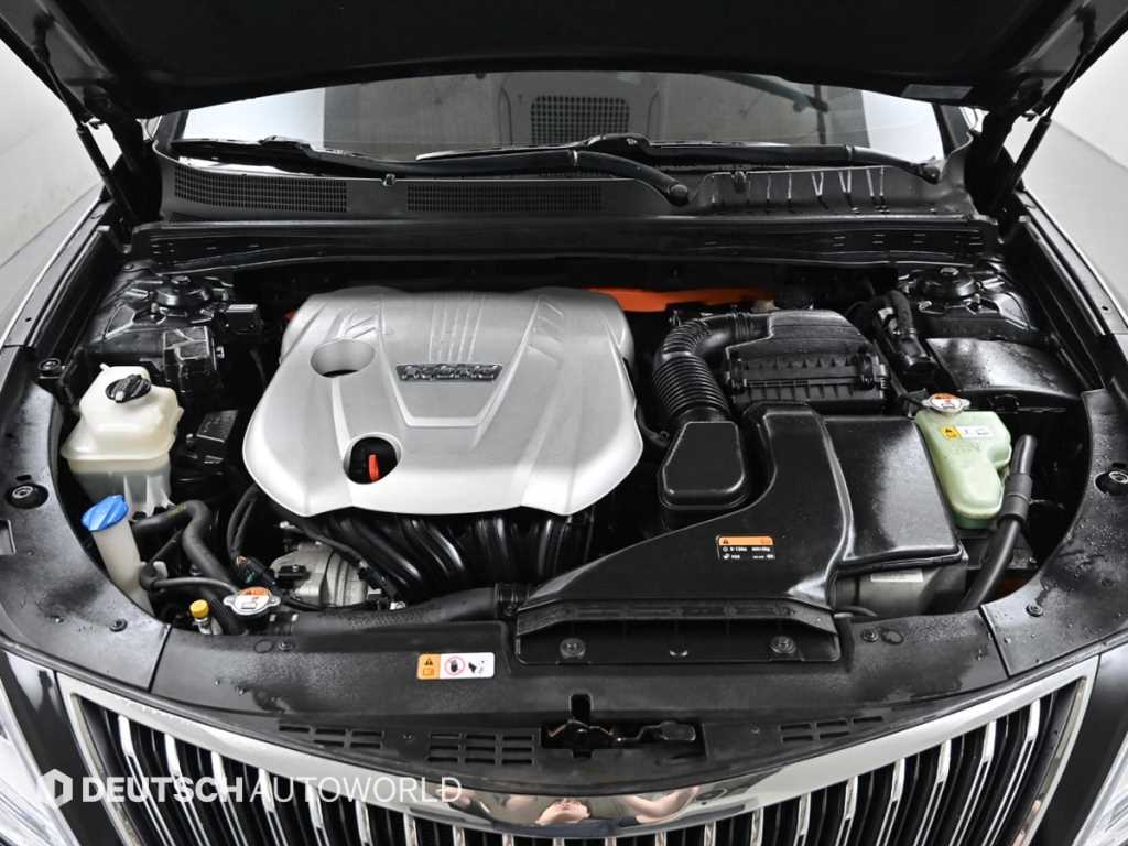 HYUNDAI Grandeur - Vista 6