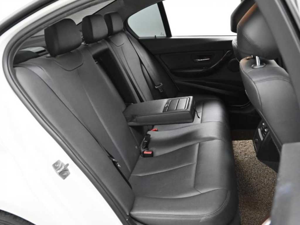 BMW 3 series - Vista 12