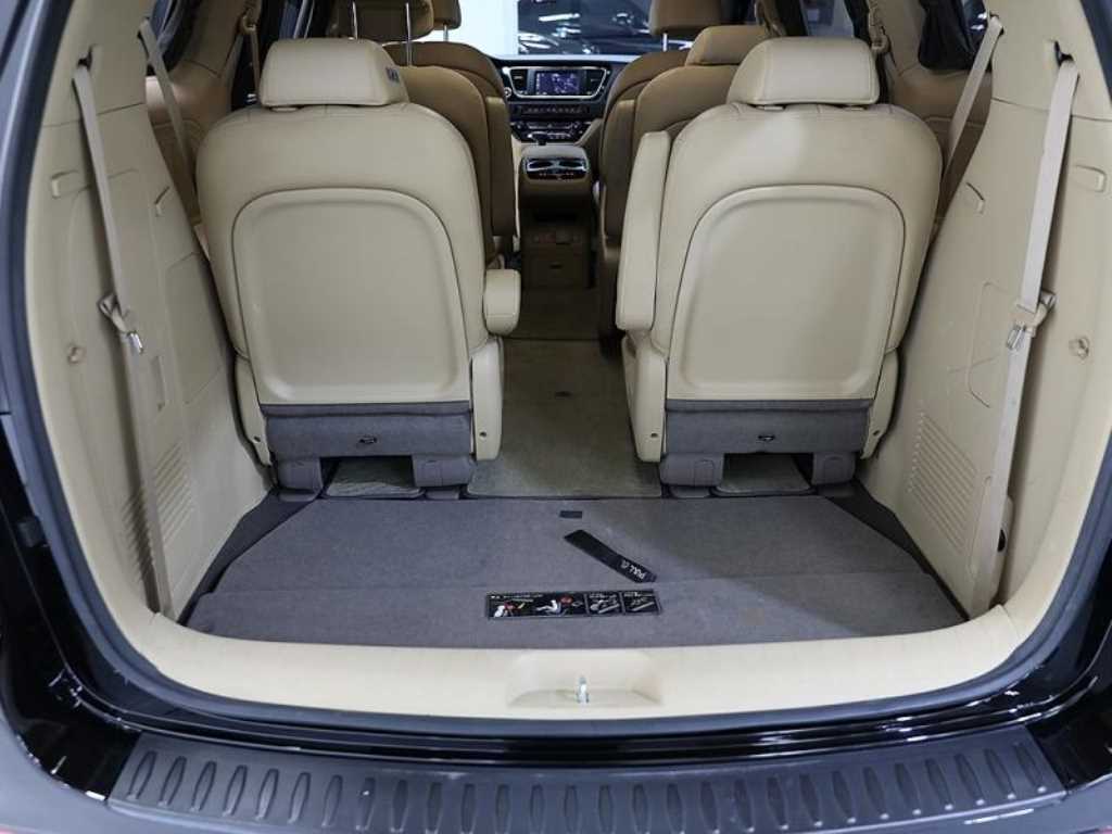 KIA Carnival 2019 Negro - Importación desde Corea - HF Imports Iquique - Foto 18