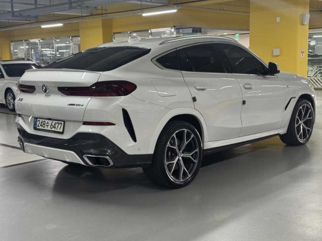 BMW X6 - Vista 4