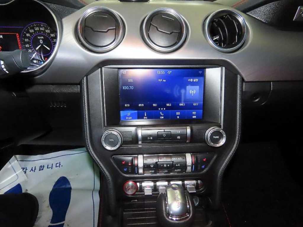 Ford Mustang - Vista 11