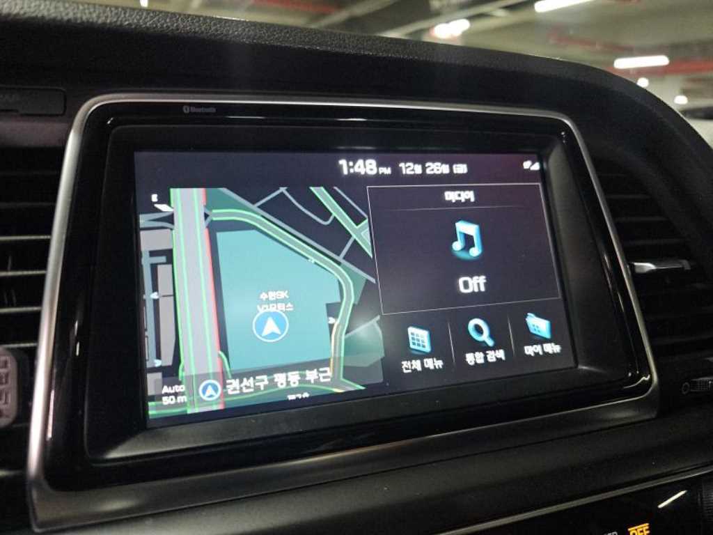 HYUNDAI Sonata - Vista 11