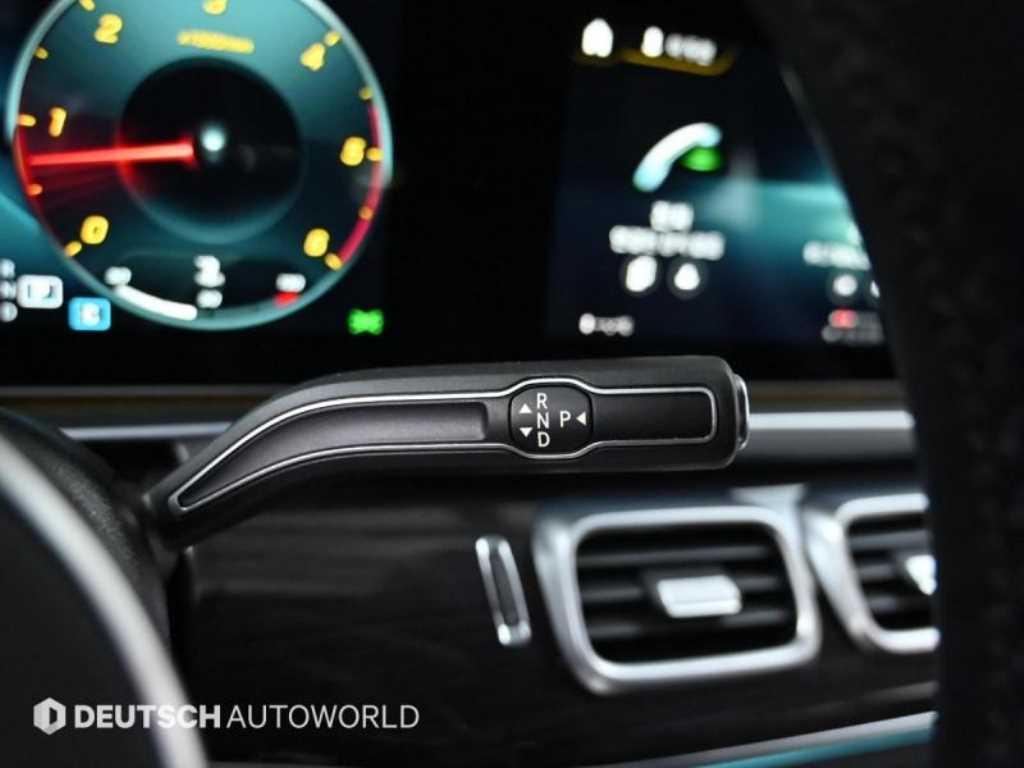 Mercedes Benz GLE Class - Vista 9