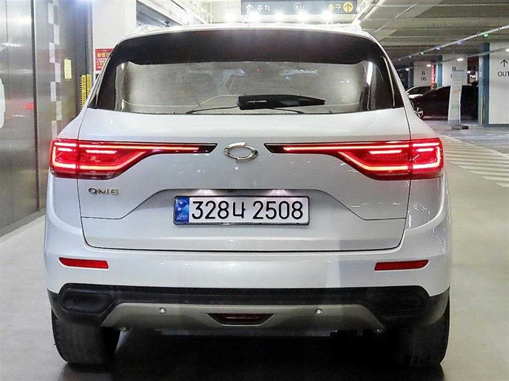 SAMSUNG QM6 - Vista 5