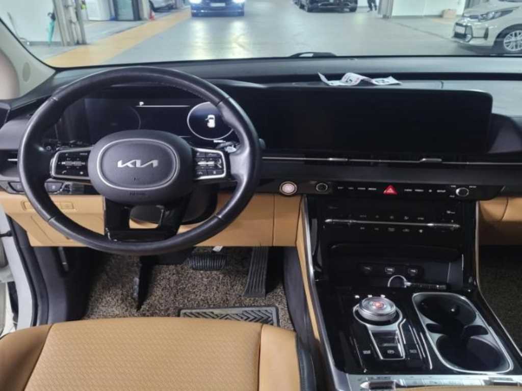 KIA Carnival - Vista 6