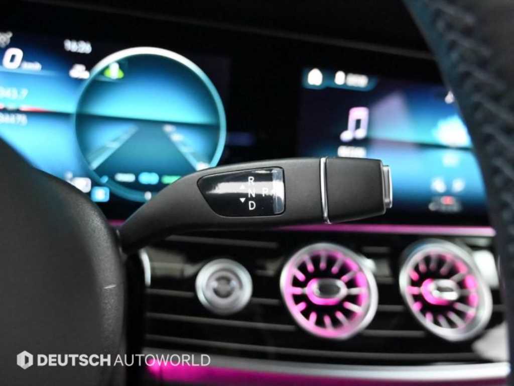 Mercedes Benz CLS Class - Vista 9