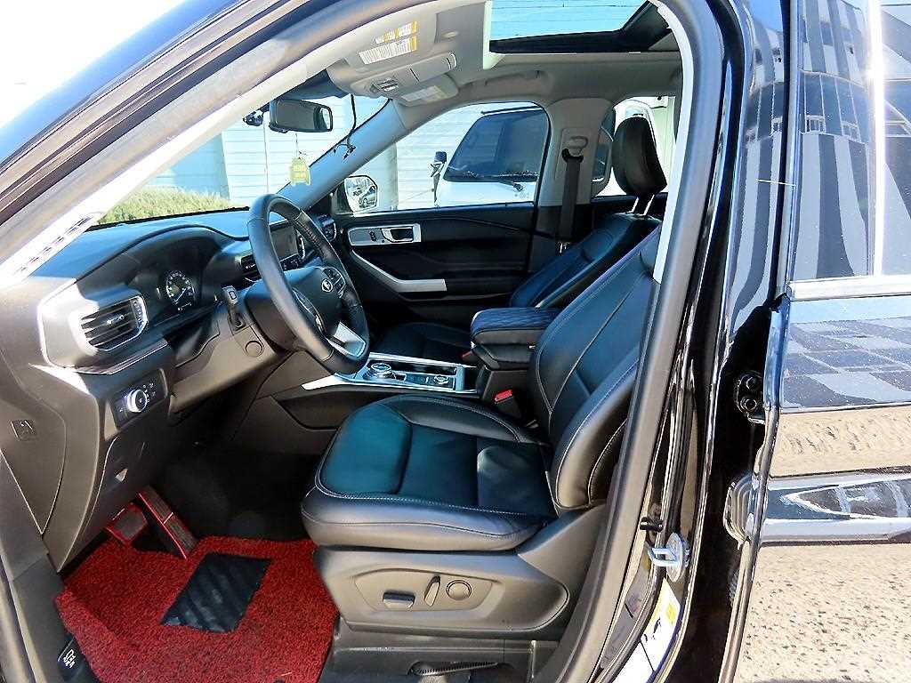 Ford Explorer - Vista 5