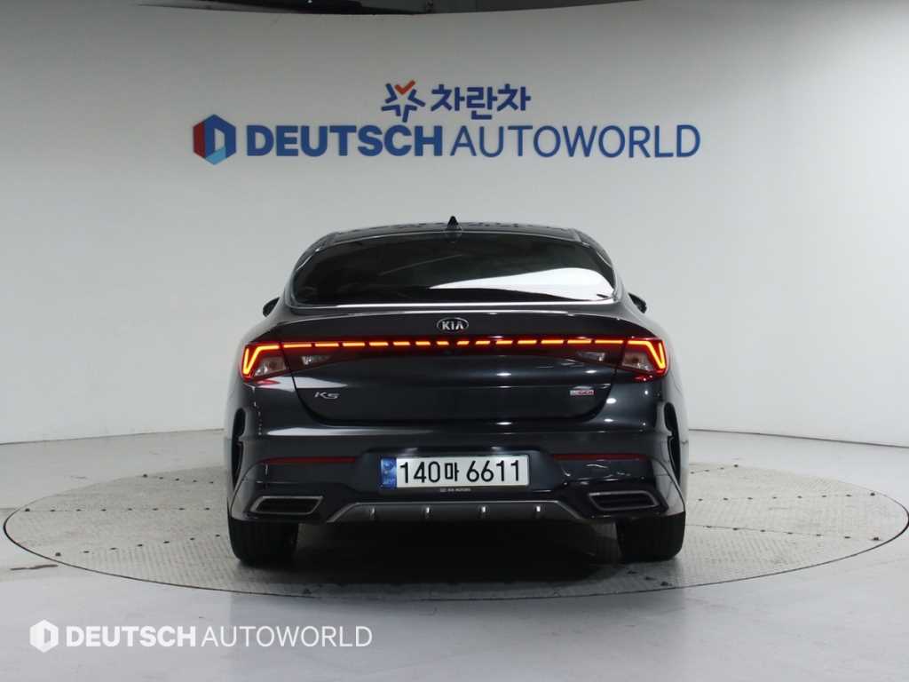 KIA K5 - Vista 4
