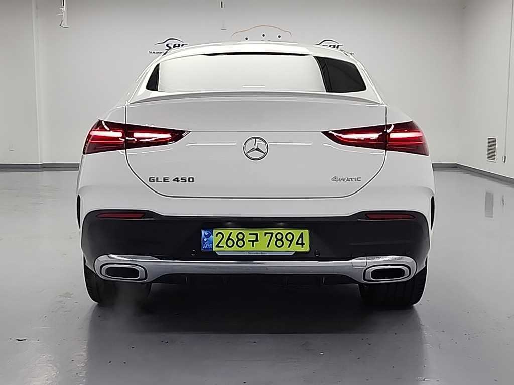 Mercedes Benz GLE Class - Vista 3