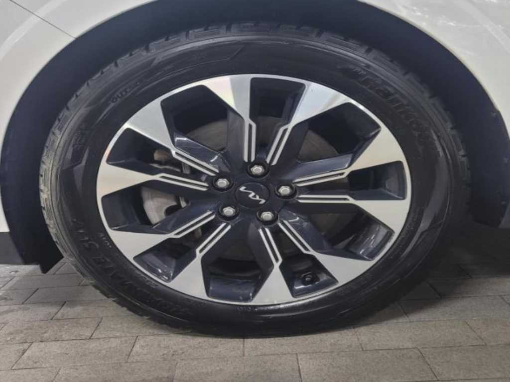 KIA Carnival - Vista 4