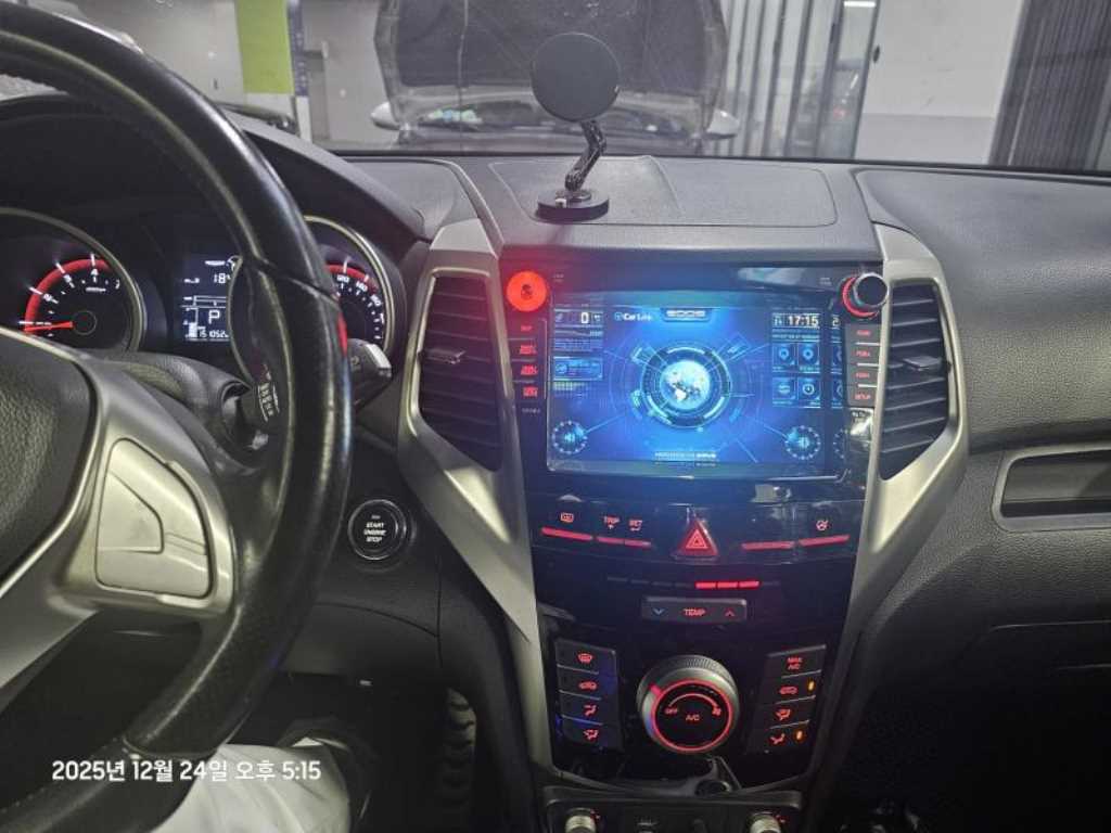 Ssangyong Tivoli - Vista 7