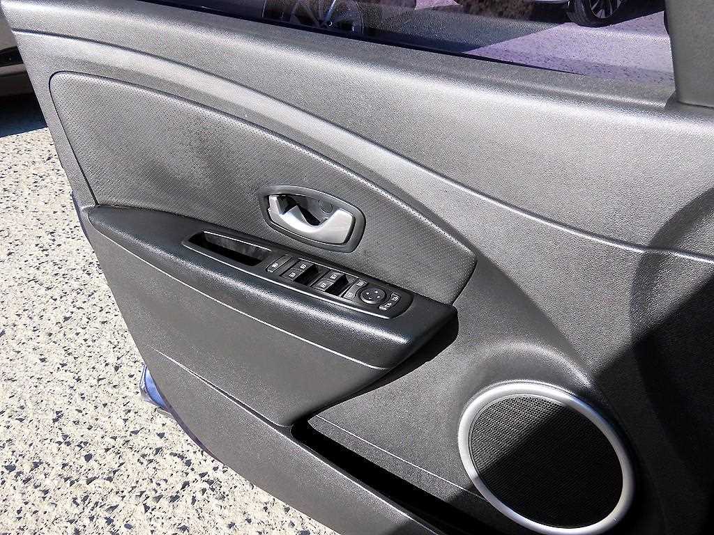 SAMSUNG SM3 - Vista 11