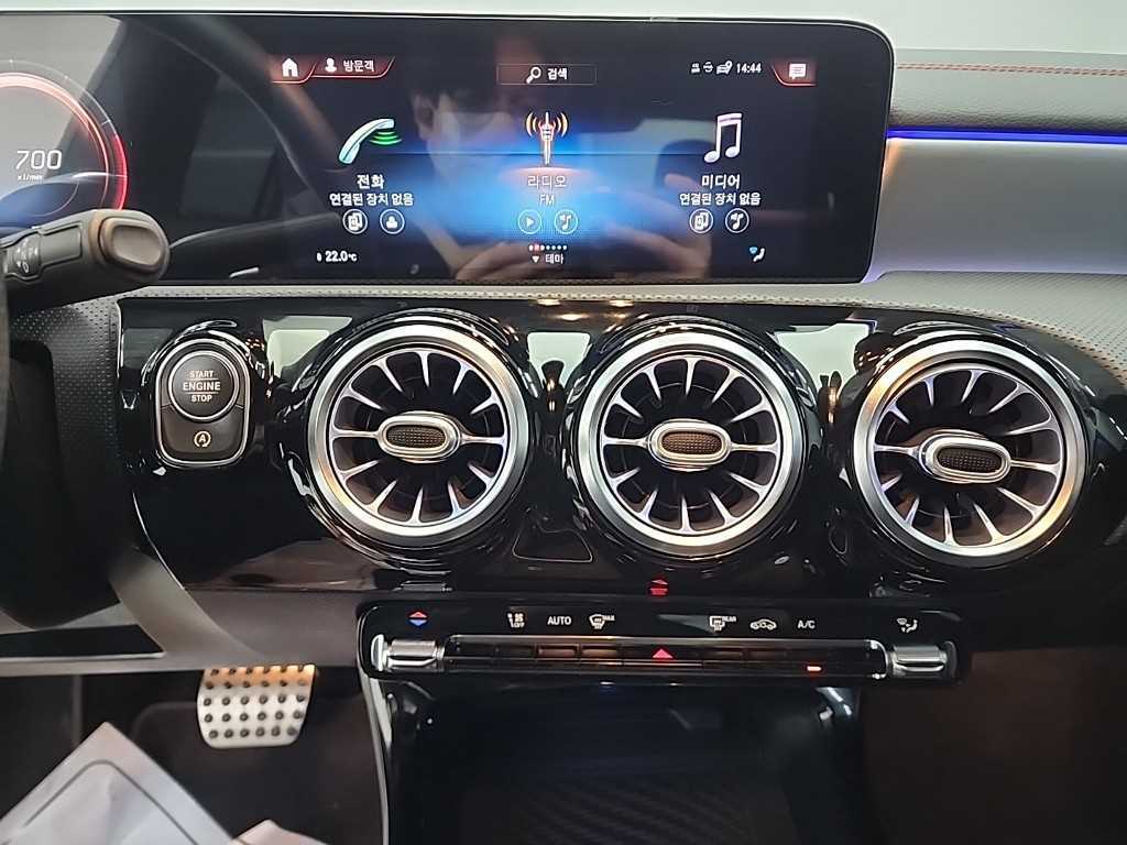 Mercedes Benz CLA Class 2021 Negro - Importación desde Corea - HF Imports Iquique - Foto 15