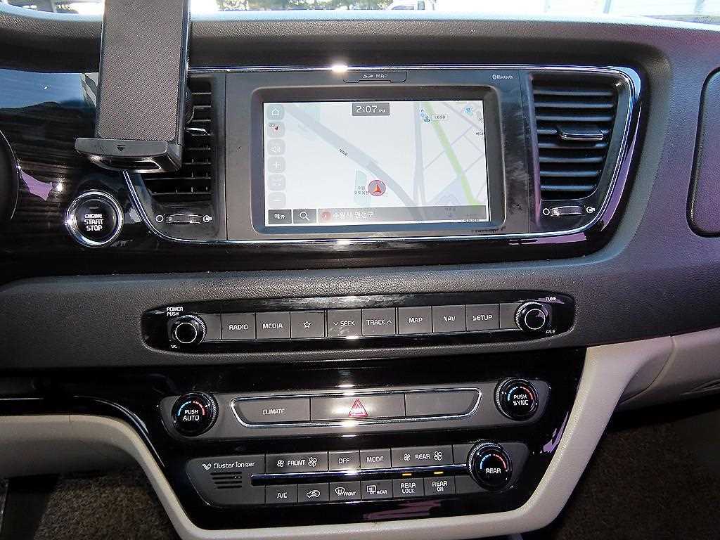 KIA Carnival 2019 Blanco - Importación desde Corea - HF Imports Iquique - Foto 14