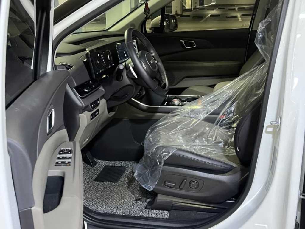 KIA Carnival 2024 Blanco - Importación desde Corea - HF Imports Iquique - Foto 14