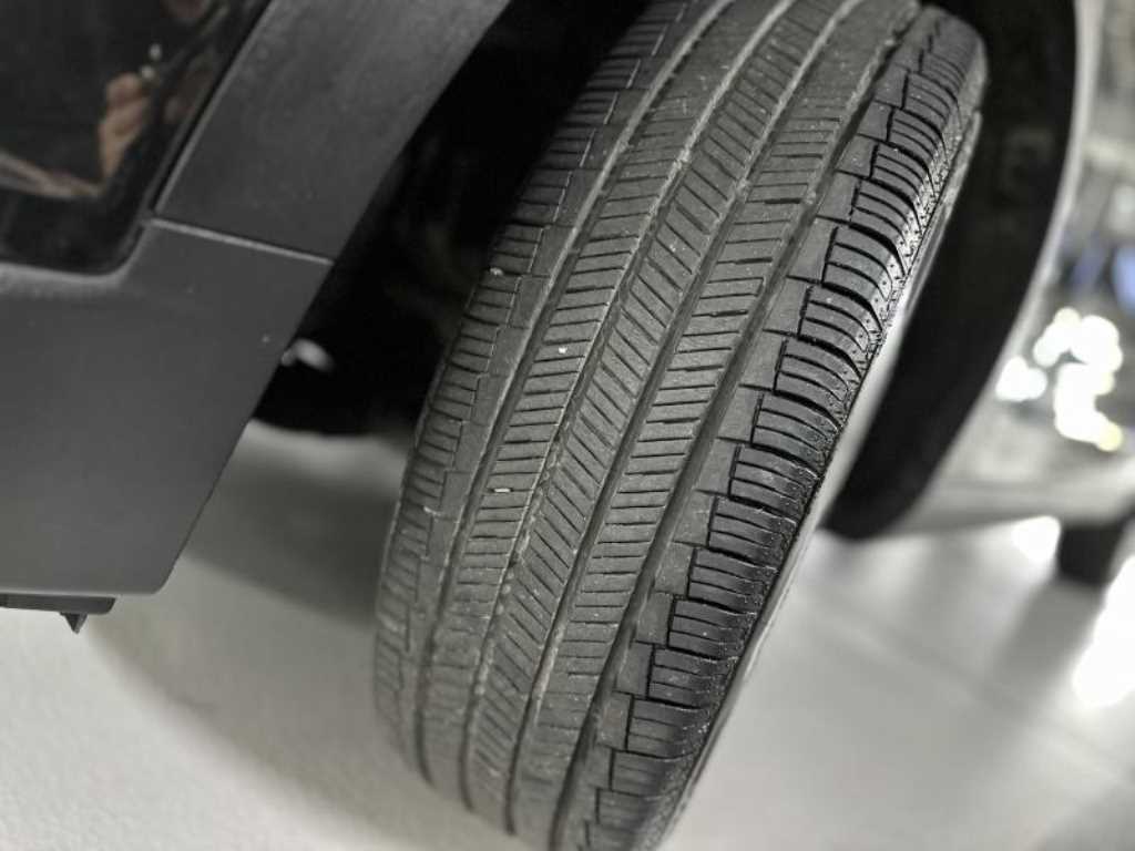 Ssangyong Tivoli 2020 Negro - Importación desde Corea - HF Imports Iquique - Foto 19