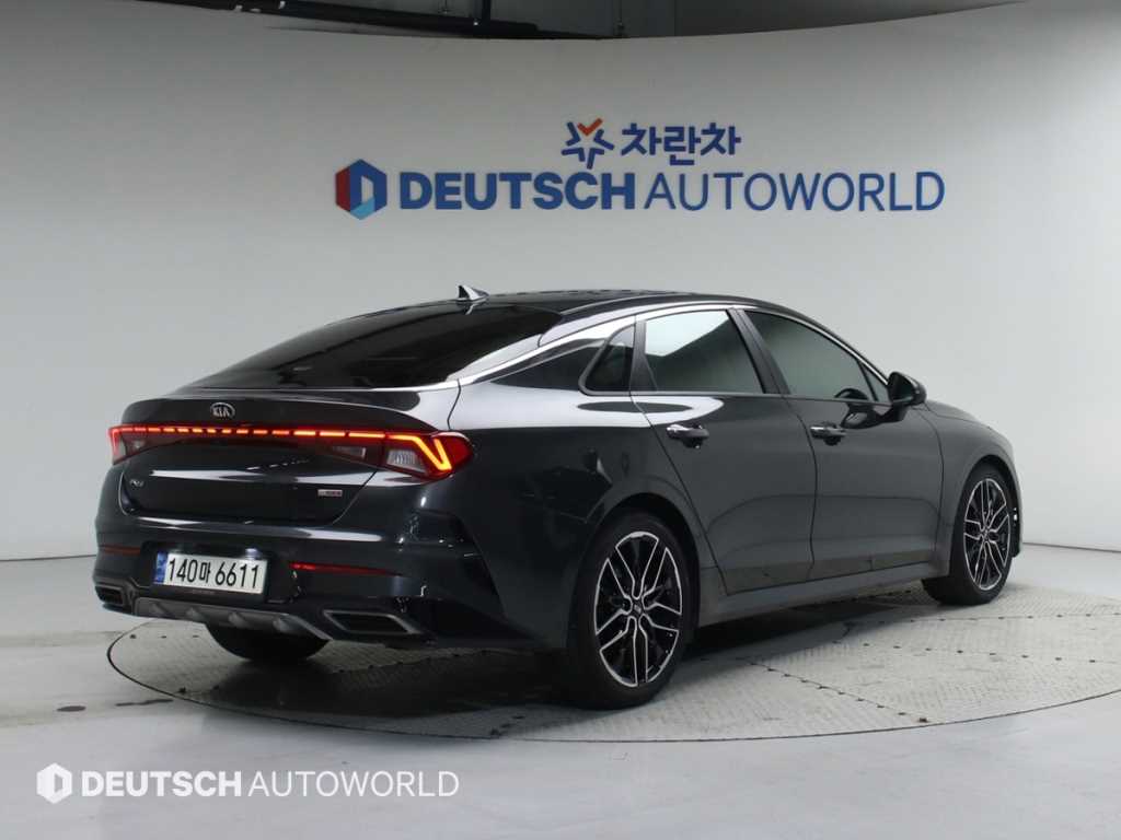 KIA K5 - Vista 2