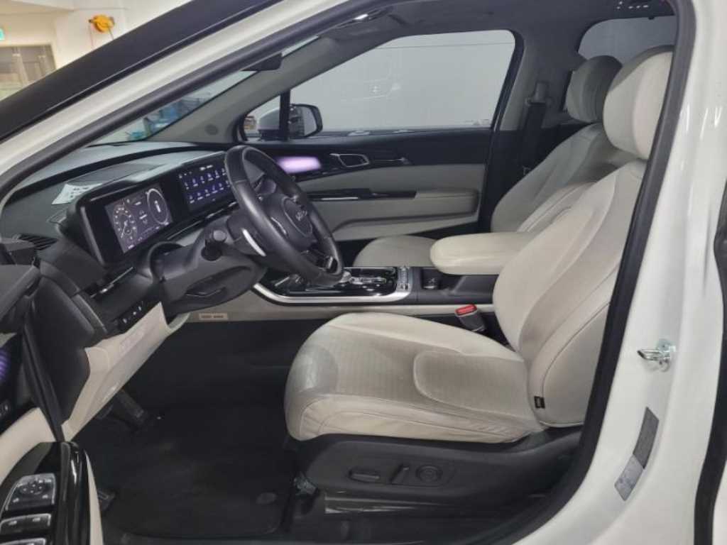 KIA Carnival - Vista 5