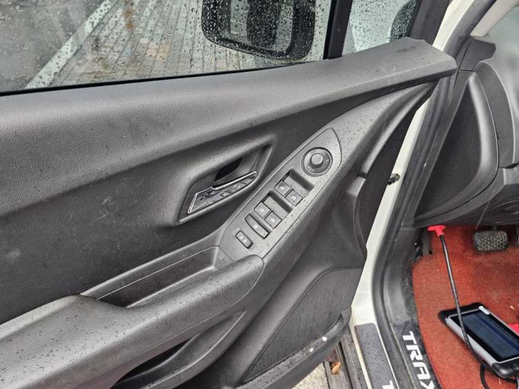 Chevrolet Trax - Vista 9