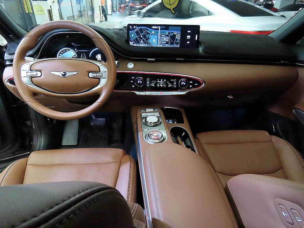 Genesis GV70 - Vista 10