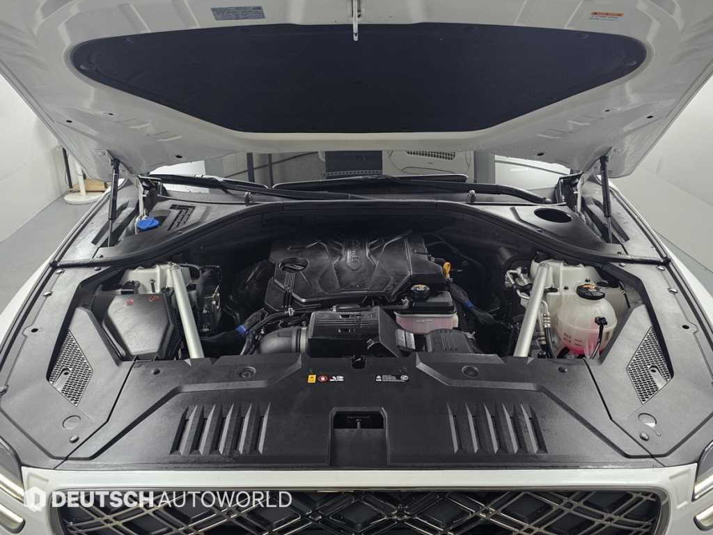 Genesis GV70 - Vista 6