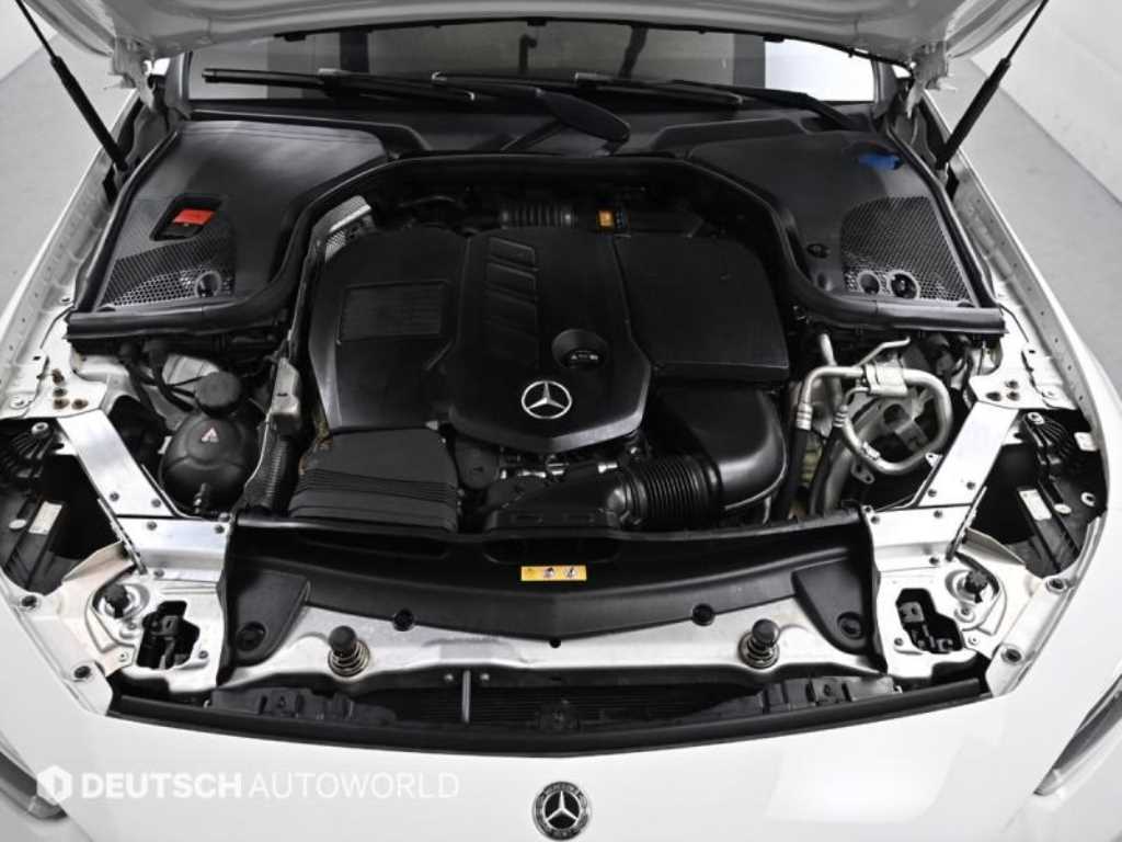 Mercedes Benz CLS Class - Vista 6