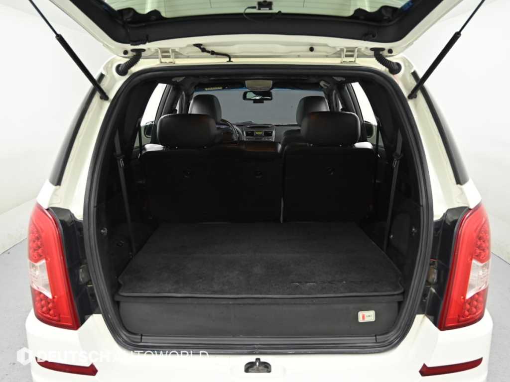 Ssangyong Rexton 2015 Blanco - Importación desde Corea - HF Imports Iquique - Foto 20