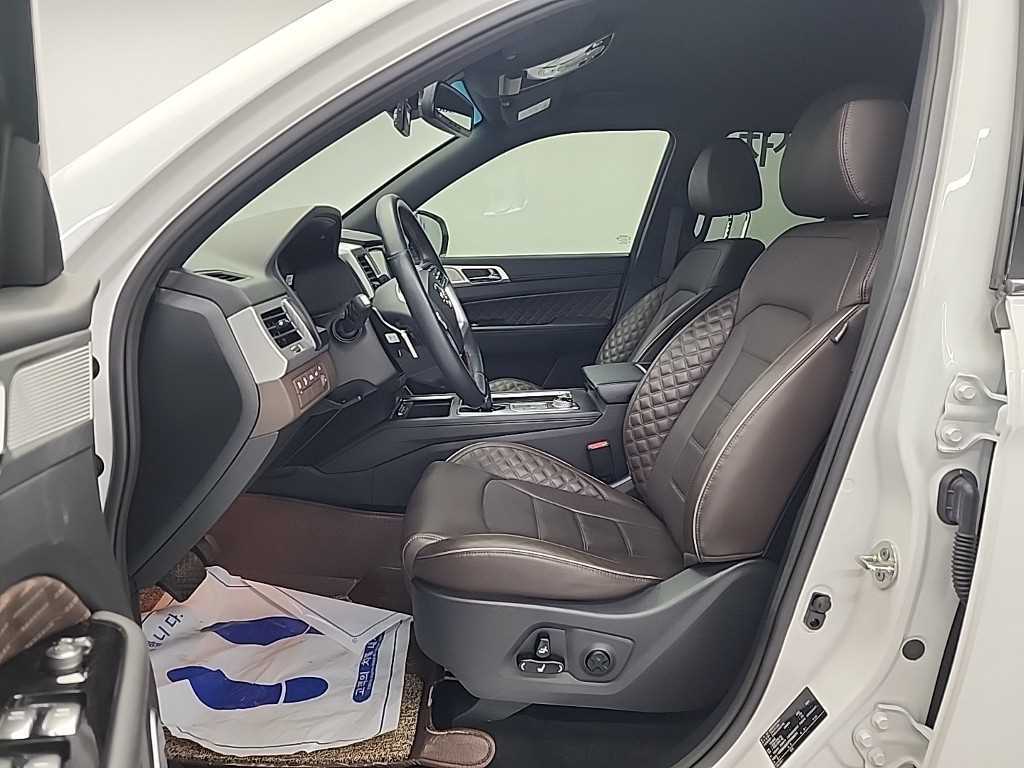 Ssangyong Rexton - Vista 11