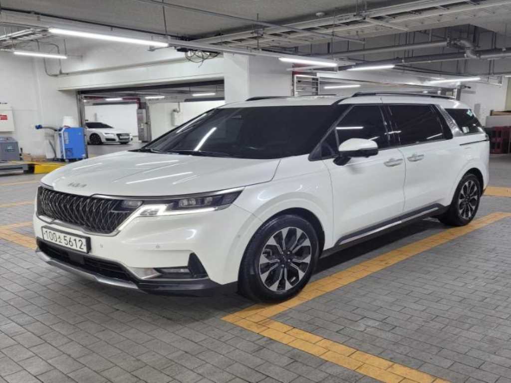KIA Carnival 2023 Blanco - Importación desde Corea - HF Imports Iquique - Foto 1