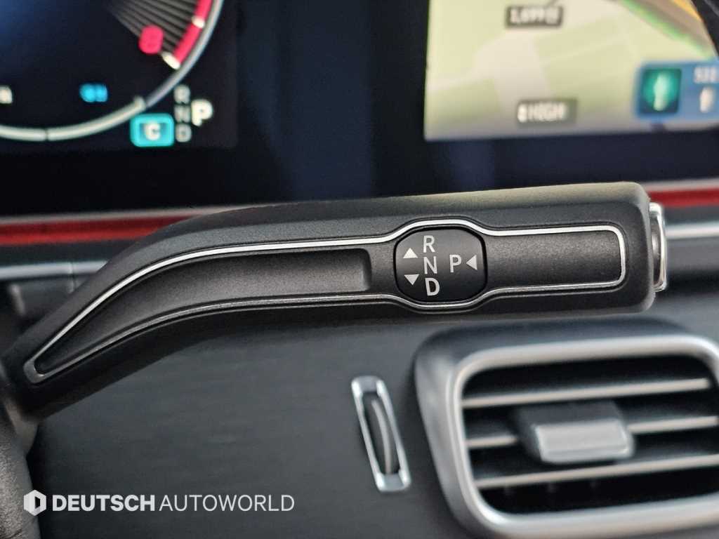 Mercedes Benz GLE Class - Vista 9