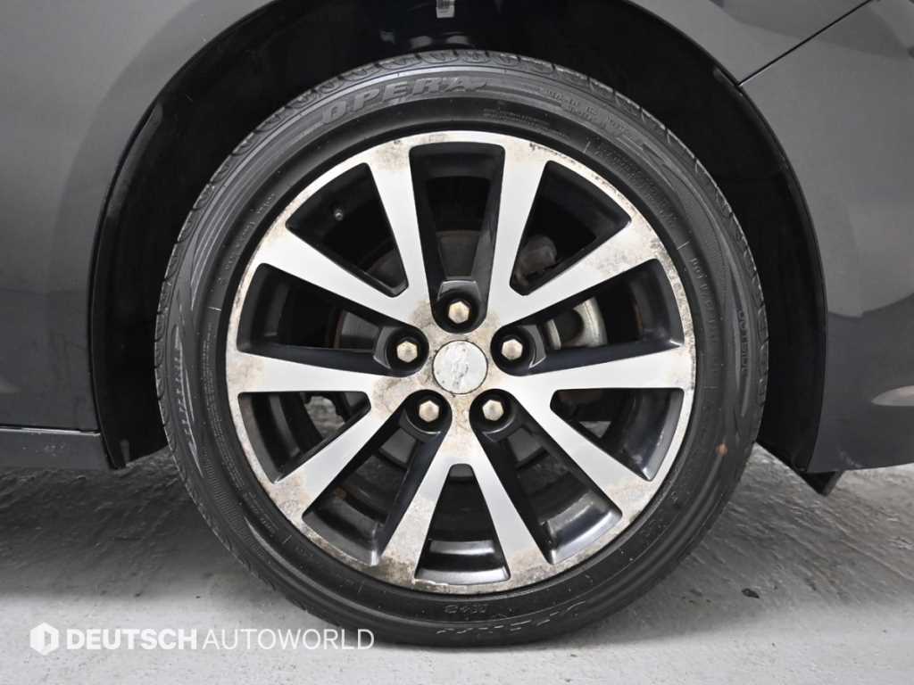 Chevrolet Malibu - Vista 5