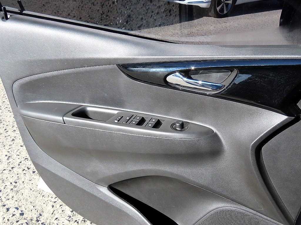 Chevrolet Spark - Vista 11