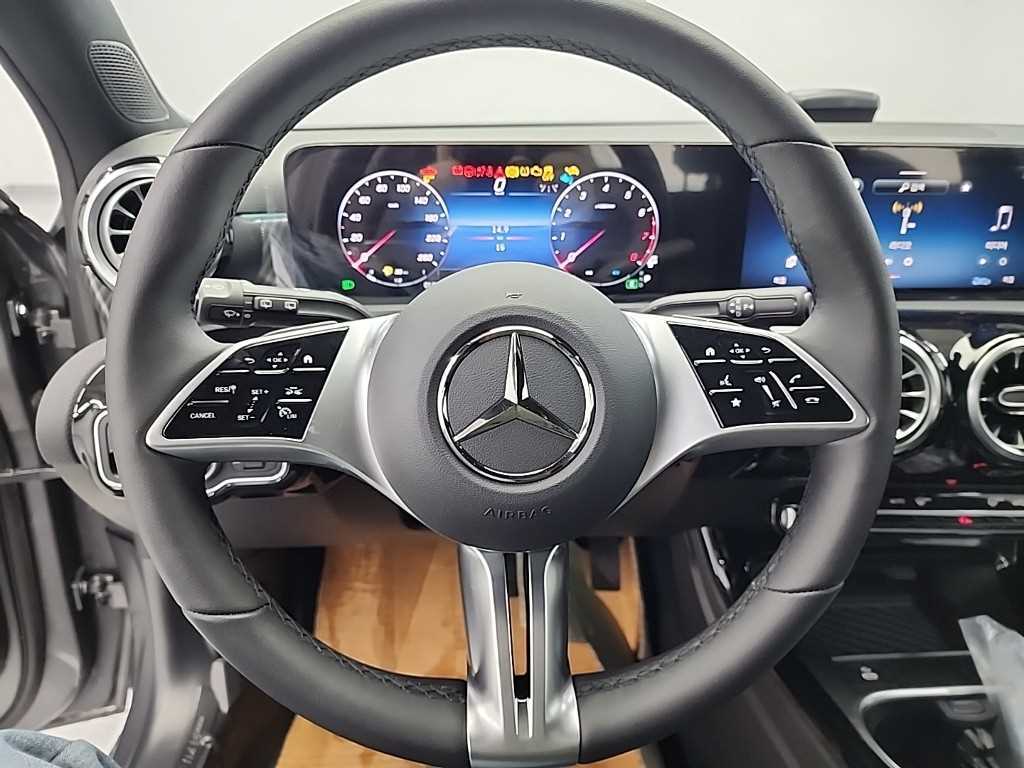 Mercedes Benz A Class - Vista 9