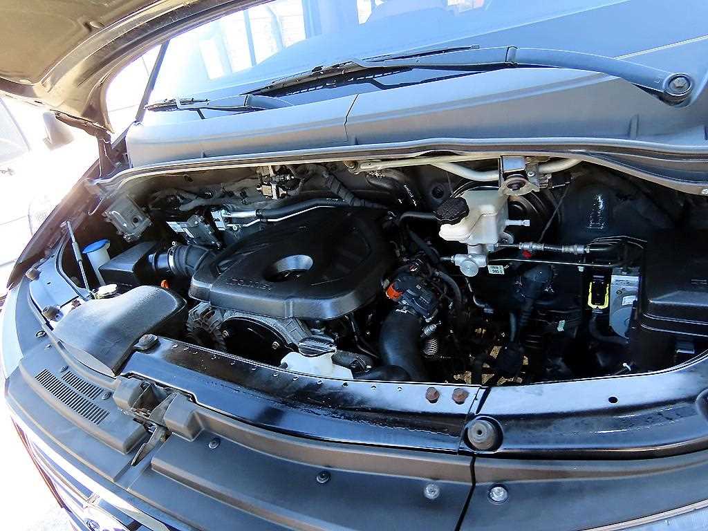 HYUNDAI Solati 2018 Negro - Importación desde Corea - HF Imports Iquique - Foto 19