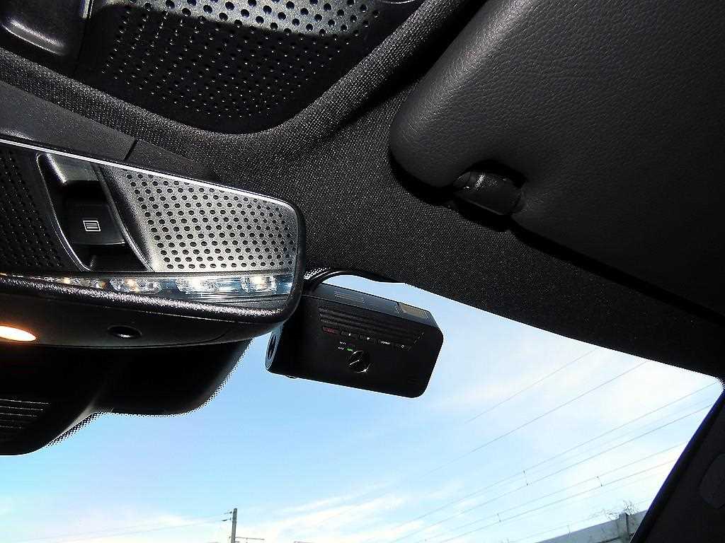 Mercedes Benz E class 2017 Gris - Importación desde Corea - HF Imports Iquique - Foto 16