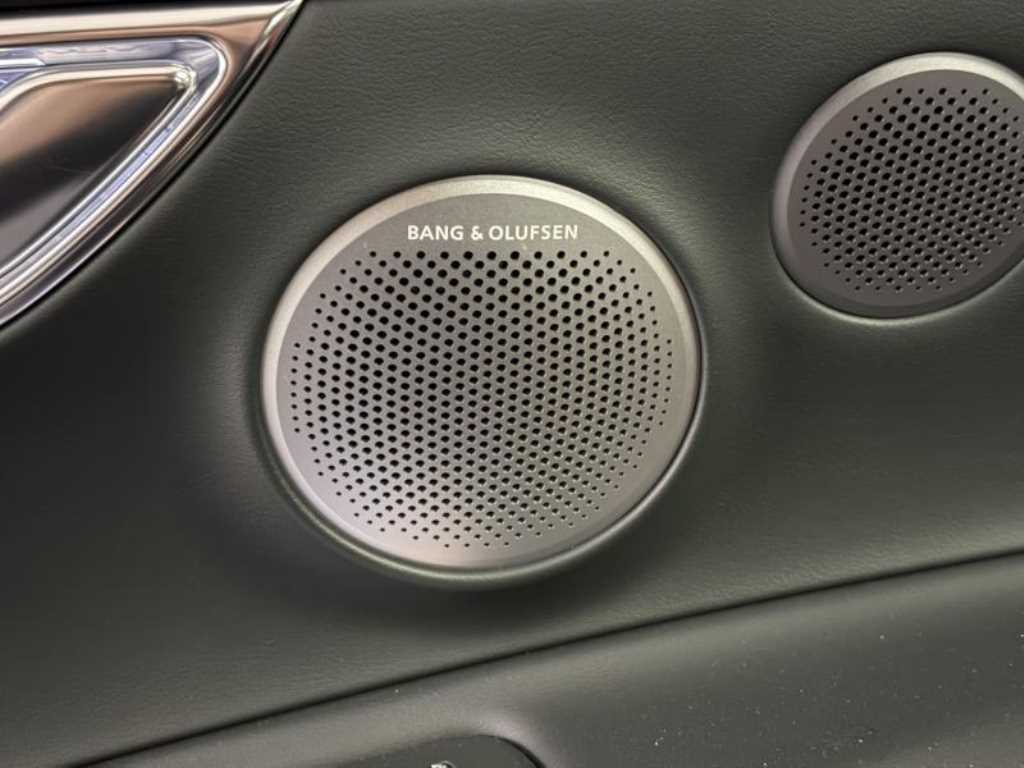 Genesis GV80 2024 Negro - Importación desde Corea - HF Imports Iquique - Foto 18