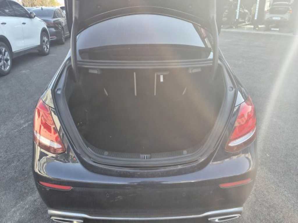 Mercedes Benz E class 2017 Azul - Importación desde Corea - HF Imports Iquique - Foto 17