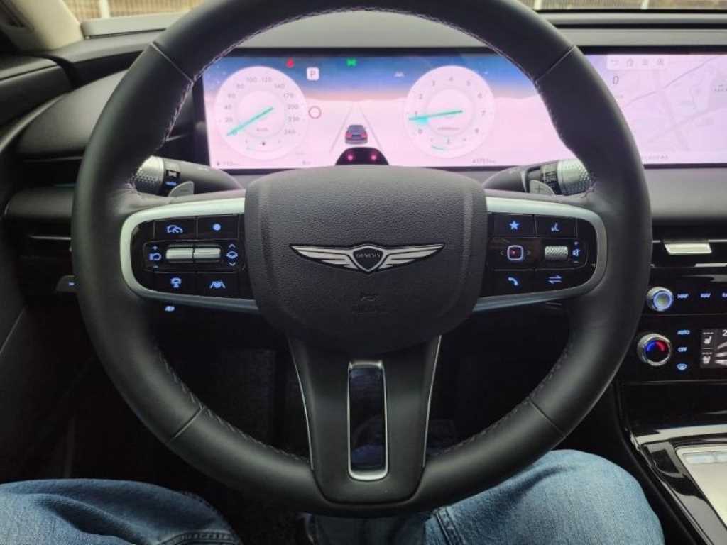 Genesis G80 - Vista 9