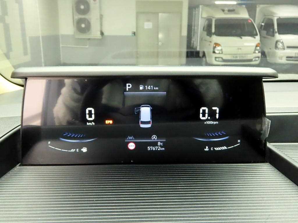 HYUNDAI Staria - Vista 5