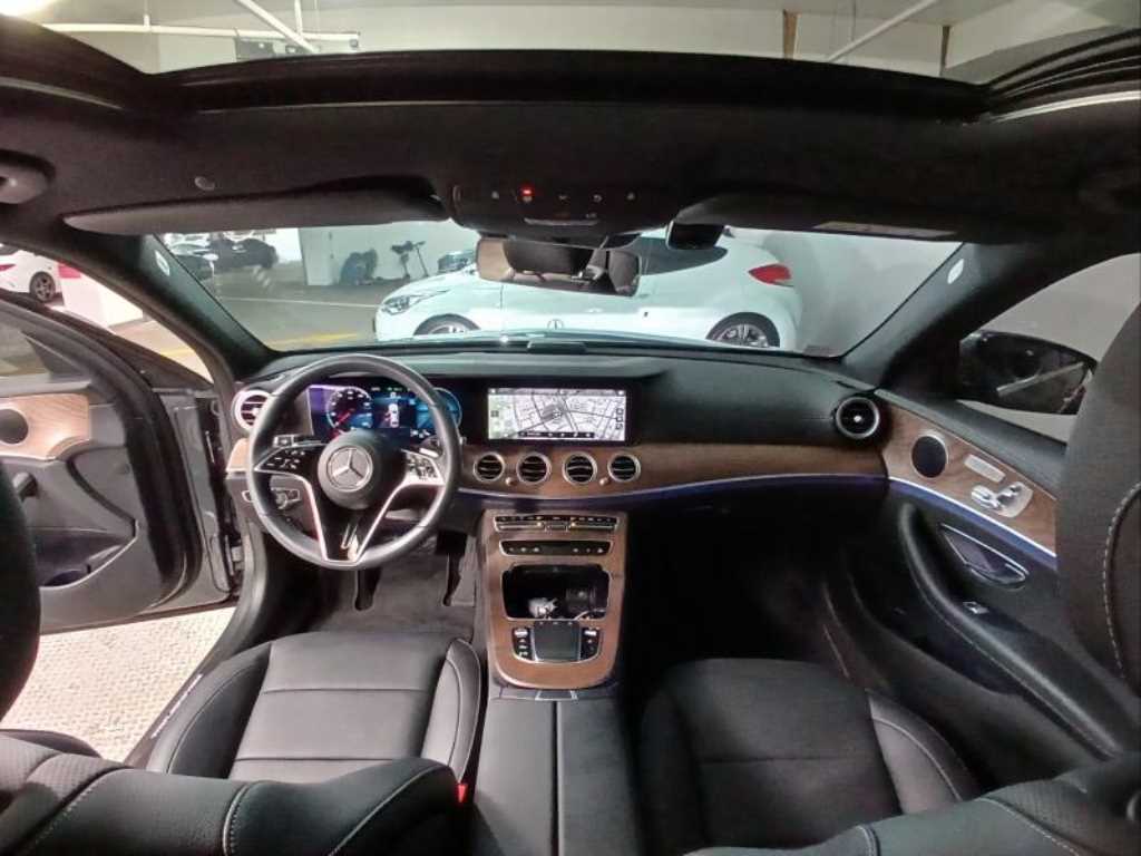 Mercedes Benz E class - Vista 6