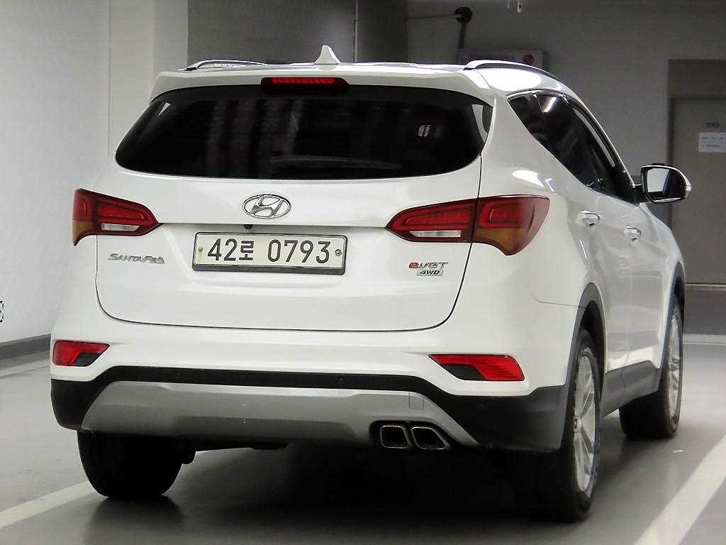 HYUNDAI Santa Fe - Vista 4