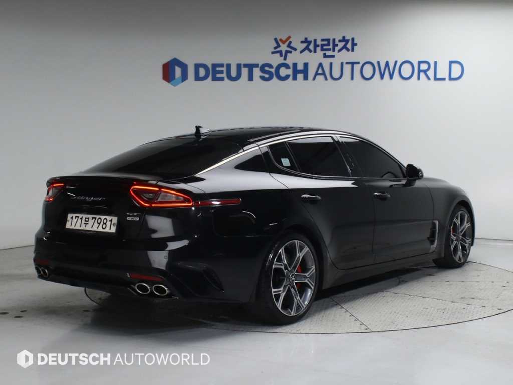 KIA Stinger - Vista 2