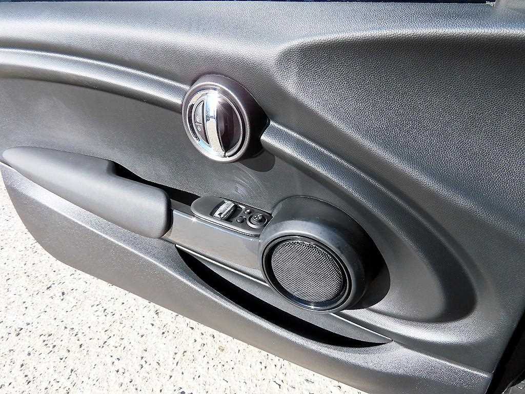 Mini Cooper - Vista 11