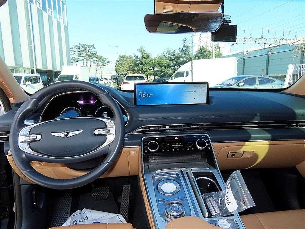 Genesis GV80 - Vista 7